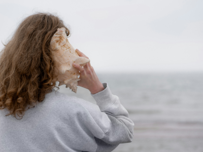 Wystarczy spacer, by wyostrzyć słuch. Naukowcy odkryli, jak działa mózg w ruchu