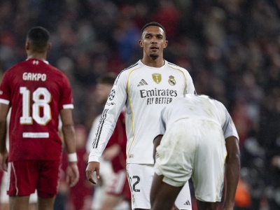 Spór angielskich legend. Poszło o… kibiców Liverpoolu