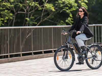 Miejski skrót czy leśna pętla? Touroll właśnie kusi ceną