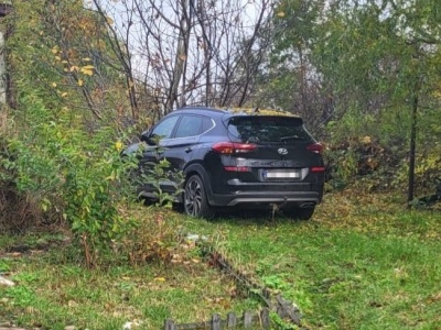 Policjanci z Gniezna zatrzymali złodziei Hyundaia Tucsona