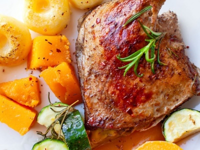 Pieczone udka kaczki z dynią