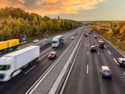 Są tylko dwa takie miejsca na świecie. Nie ma tam ograniczeń prędkości