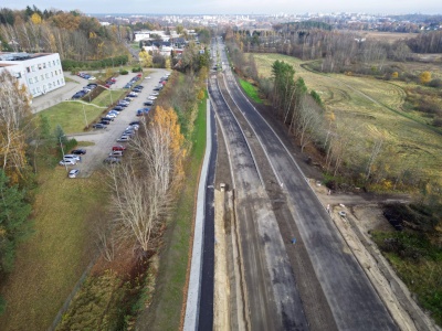 Prace na wyjeździe z Olsztyna postępują. Kiedy pojedziemy dwupasmówką?