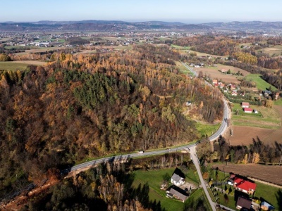 Rowerem aż nad Jezioro Rożnowskie. Nowy odcinek ścieżki połączy Zakliczyn z Sądecczyzną