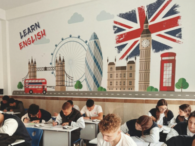 Łatwiej nauczysz się słówek. Badacze odkryli efektywny sposób