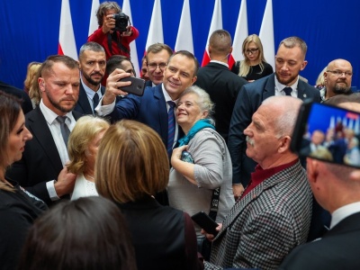 Prezydent Karol Nawrocki odwiedzi miasto na Mazurach