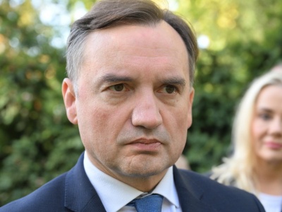Front obrony Zbigniewa Ziobry. Gorzkie słowa płyną z szeregów PiS