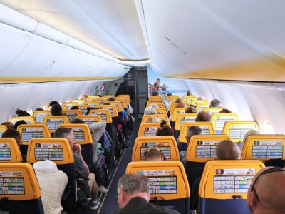 Zmiany w Ryanairze. Jeśli tego nie zrobisz, będzie trzeba zapłacić. UOKiK zabrał głos