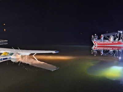 Lądowanie na Jeziorze Międzybrodzkim. Jest raport wstępny  PKBWL. Pilot zachował zimną krew