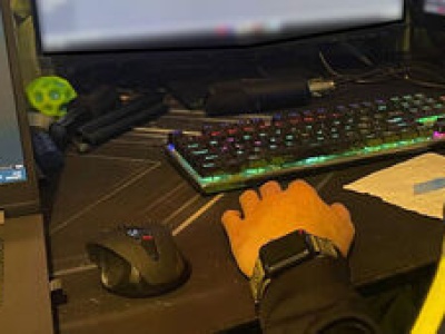 Młodzi hakerzy odpowiedzialni za paraliżowanie stron zatrzymani