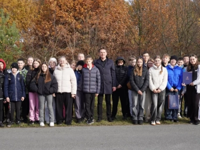 W gminie Stawiszyn sadzono drzewa miododajne