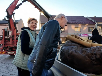 Montaż pomnika Bolesława Chrobrego – reakcję mieszkańców