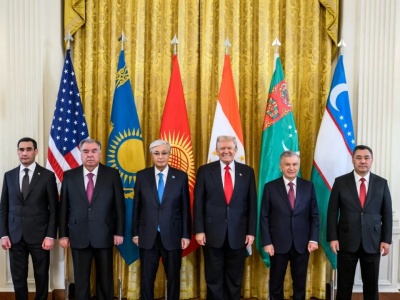 Trump zacieśnia współpracę z Azją Środkową w batalii o metale ziem rzadkich