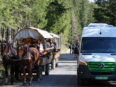 Elektryczne busy za 3,2 mln już nie będą wozić turystów nad Morskie Oko