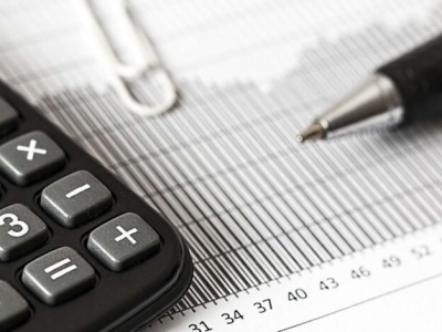 Od przyszłego roku podatki od nieruchomości w górę. Ile zapłacimy?