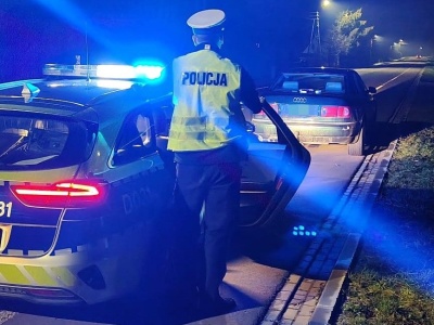 Prowadził pod wpływem, w samochodzie miał 350 porcji narkotyków