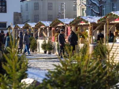„Świąteczna konkurencja i przyjazne ceny”. Mały Rynek z własnym Kiermaszem Bożonarodzeniowym (ROZMOWA PULSU)