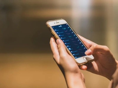 Policjant z Jaworzna uratował 280 tysięcy złotych! Błyskawiczna akcja zapobiegła kradzieży oszczędności mieszkańca