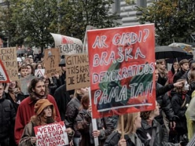 Makaron, antysemityzm i populiści. Na Litwie kultura wyszła na ulice