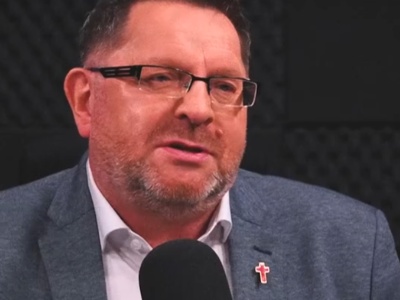 Ksiądz, który stał się 