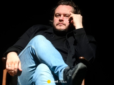 Tomasz Schuchardt szczerze o ojcostwie. Obawia się o przyszłość swoich córek