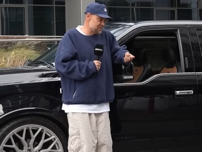 Tede „odrzucił opcję niemiecką” – pokazał, czym teraz jeździ