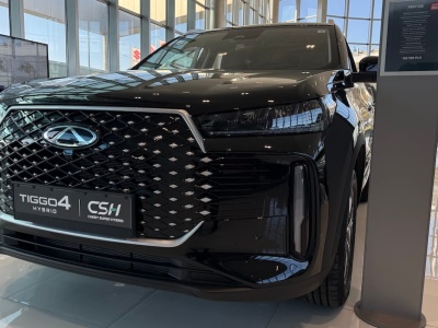 „Chiński Volkswagen” SUV-em w topowej wersji za 105 900 zł skutecznie odbiera Toyocie pieniądze klientów odkładane na Yarisa Cross