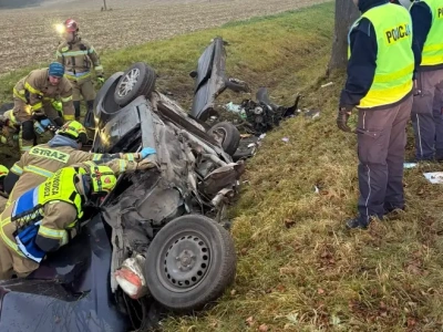 Tragiczny wypadek pod Iławą. 20-latek zginął, 19-letnia pasażerka w ciężkim stanie