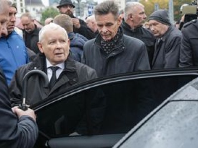 Incydent na miesięcznicy smoleńskiej. Kaczyński zareagował