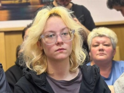 Petersburg. Władze nie odpuszczają ulicznym wykonawcom “zakazanych piosenek”. Muzycy znowu trafili do aresztu