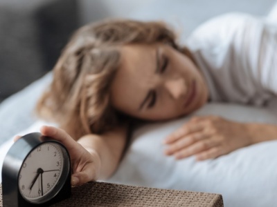 Nowe badanie: Śpij w całkowitej ciemności... dla serca