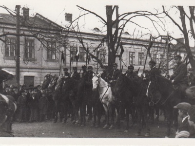 Może to Andrychów był pierwszy w 1918 roku?