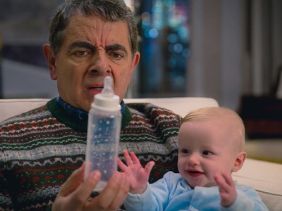Rowan Atkinson kontra niemowlak. Komediowa seria wraca na Netflix w tym roku!