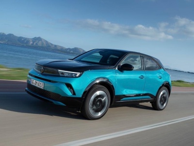 Opel Mokka 2025: ostrzejsza niż kiedykolwiek. A teraz – z elektrycznym pazurem GSE