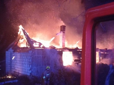 Kiedy przyjechali strażacy, dom cały już płonął. Z budynku niewiele zostało