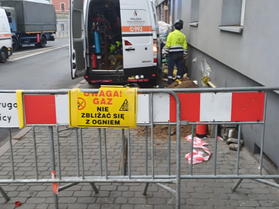 Mieszkańcy ul. Dworcowej usłyszeli potężny huk o świcie. W całym bloku nie ma gazu