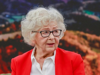 Babcia Antonina i wnuczek Kuba robią furorę w internecie. Liczba fanów idzie już w miliony