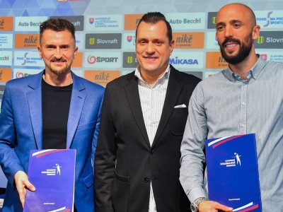 Siatkarska federacja ściągnęła dwóch trenerów klubów z Bydgoszczy! To oni poprowadzą reprezentacje