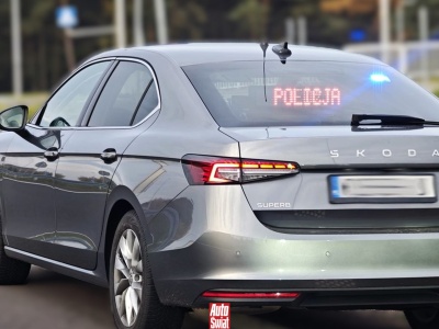 Zwróć uwagę na te szczegóły. Tak rozpoznasz nieoznakowany radiowóz