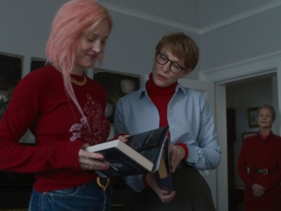 FATHER MOTHER SISTER BROTHER. Wycinki z rodzinnego albumu