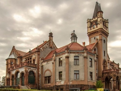 Eklektyczna miejska rezydencja. Można ją podziwiać w Sosnowcu