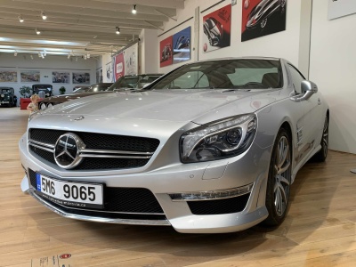 Jak Caragencia ułatwia kupno i sprzedaż samochodów każdemu?