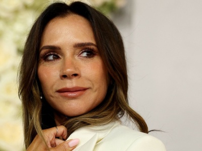 Victoria Beckham zachwyca. Ten jeden detal genialnie maskuje brzuszek