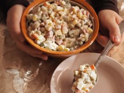 Dodałam do sałatki jarzynowej zamiast majonezu. Goście prosili o dwie dokładki