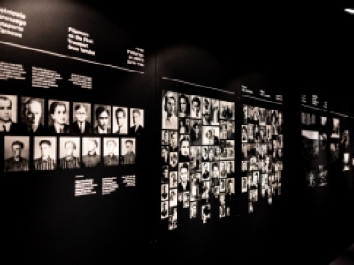 Nauczyciele i przewodnicy mogą zgłaszać się na polsko-czeskie seminarium „Auschwitz – Historia i Symbolika”