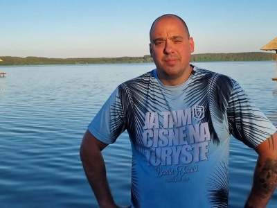 Żurom reaguje na oskarżenia, że został sześćdziesiątką