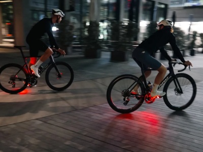 Pierwszy taki sprzęt na rynku rowerowym. Nie kuś losu i zadbaj o swoje bezpieczeństwo