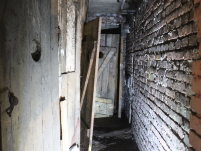 W tych murach cierpiały setki osób. Izba Pamięci już wkrótce