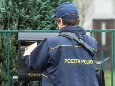 Jedną trzecią świadczeń KRUS wciąż wypłaca przekazem pocztowym