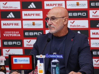 Selekcjoner Hiszpanów krytykuje Barcelonę: To nie jest normalne